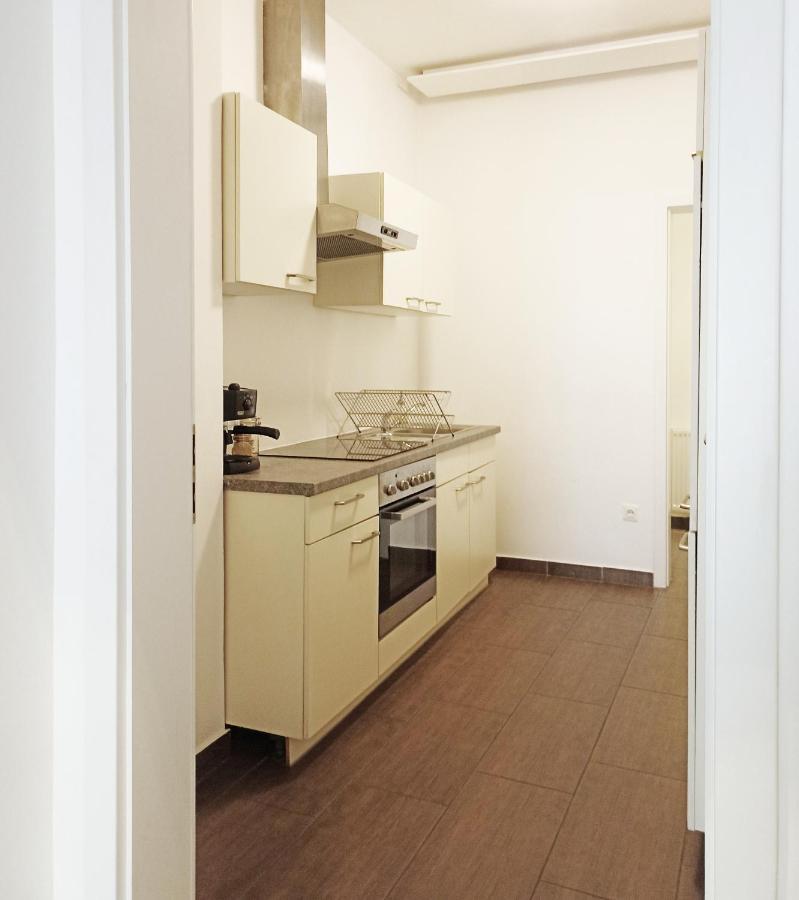 3 Bedrooms With Ensuite Bathrooms * Wenen